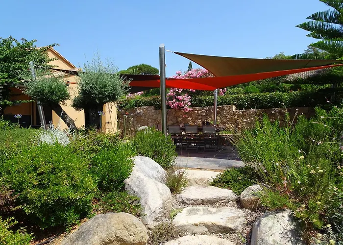 Les Voiles Villa