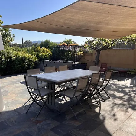 Les Voiles Pinarellu